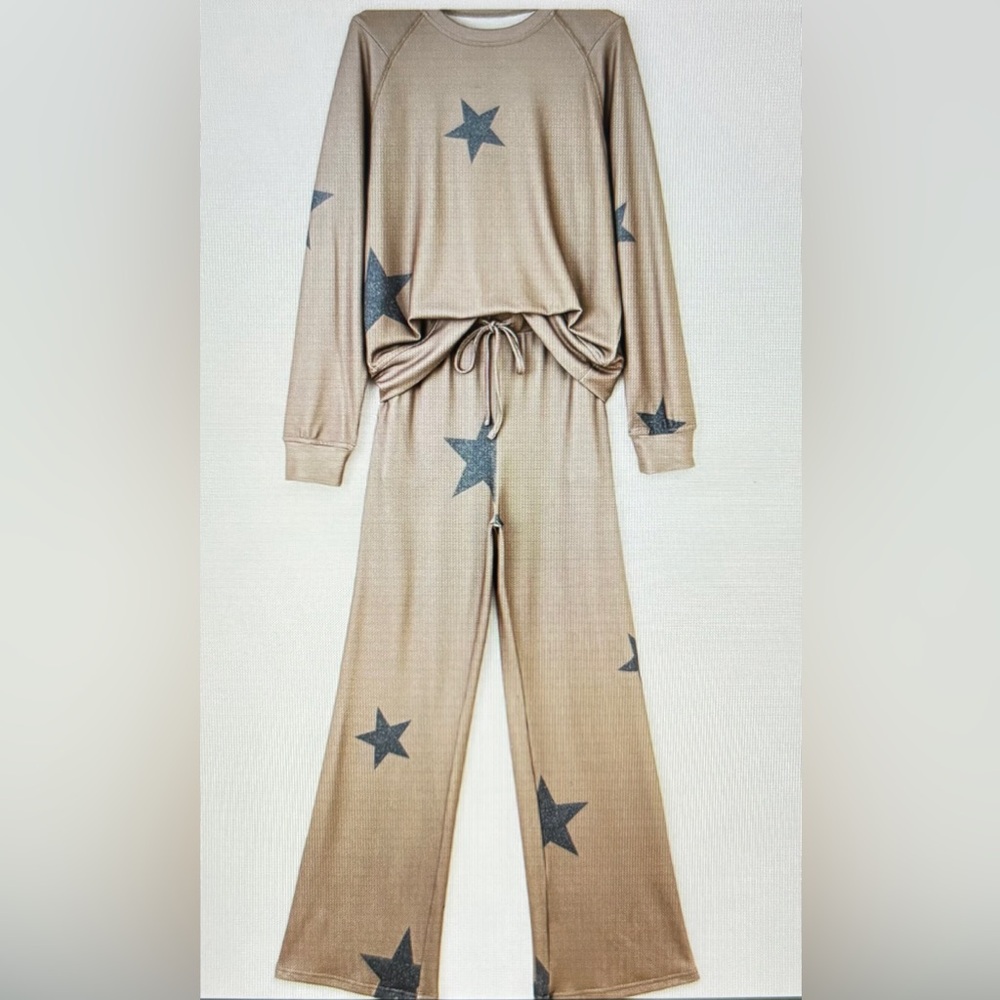 NWT Khaki retro star print drawstring wide leg 2 piece lounge set